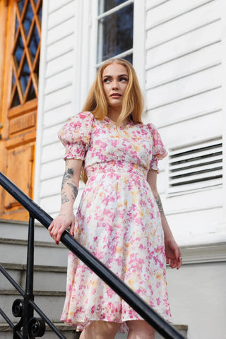 Careless Belle Embroidery - Rosa
