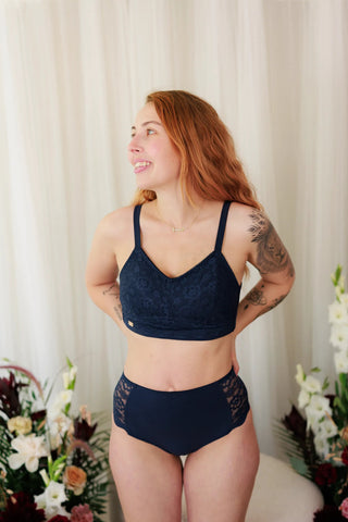 Careless BH Aline Flower Small Cup BH - Mørk blå