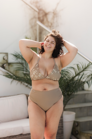 Careless Bikinitopp Cuba Ruffles bikinitopp - Mørk beige - Blossom