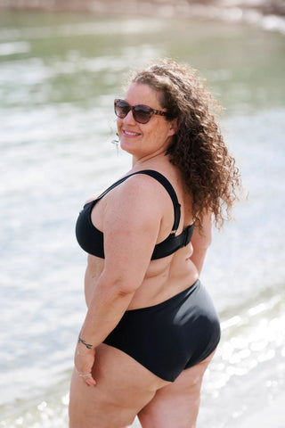 Careless Bikinitruse Mid Waist bikinitruse - Svart