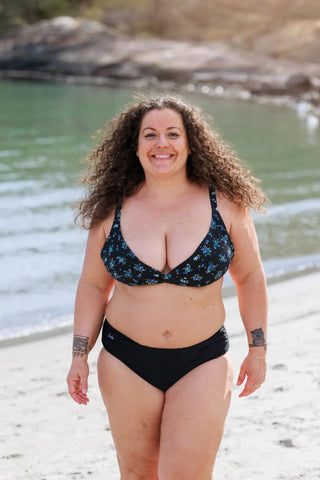 Careless Bikinitruse Mid Waist bikinitruse - Svart