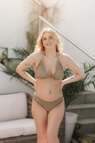 Careless Bikinitruse Ruffle Bikinitruse - Mørk Beige