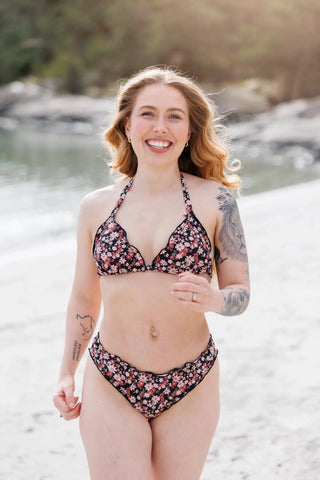 Careless Cuba Ruffles bikinitopp - Svart - Flower Boom