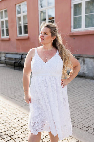 Careless Evelina kjole - Hvit