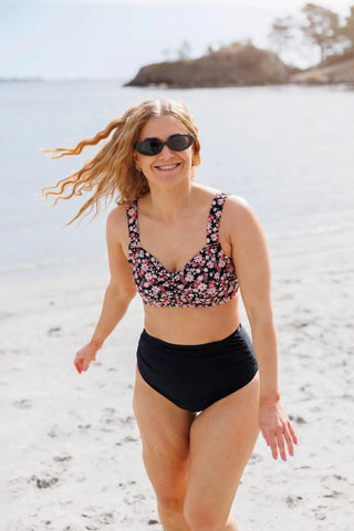 Careless Fiji bikinitopp - Svart - Flower Boom