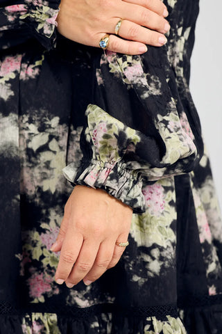 Careless Kjole Guro kjole kort - Svart