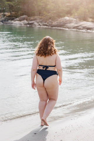 Careless Kypros bikinitopp -  Mørkeblå - Petal Whisper