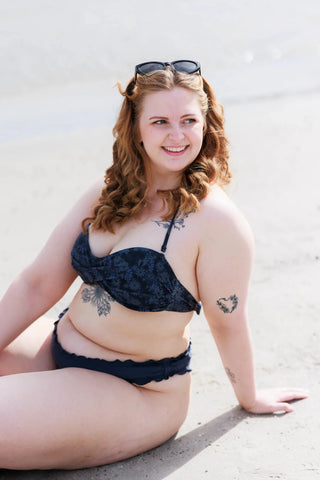 Careless Kypros bikinitopp -  Mørkeblå - Petal Whisper