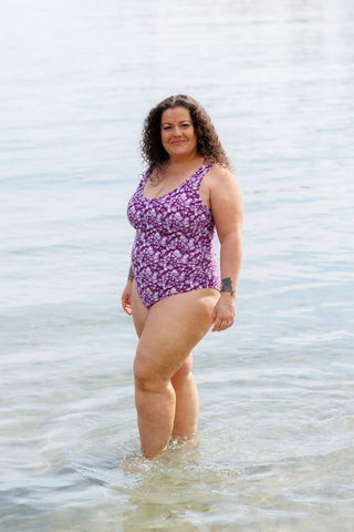 Careless Rhodos badedrakt - Mørkelilla - Flower boom groups