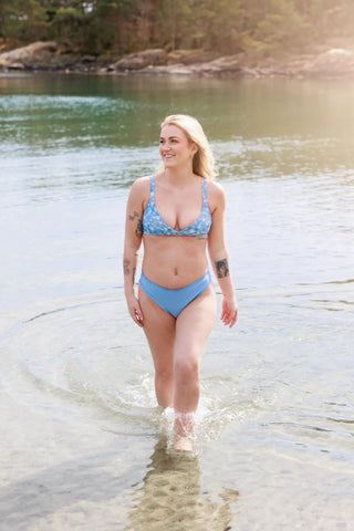 Careless Ruffles bikini string - Lyseblå