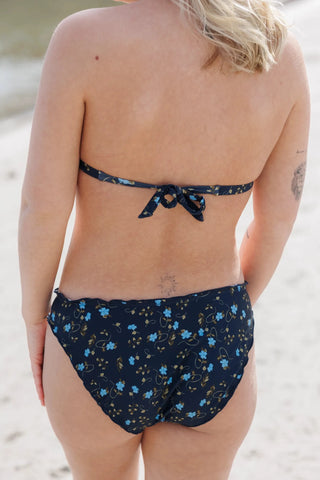 Careless Ruffles bikinitruse - Mørkeblå - Floral