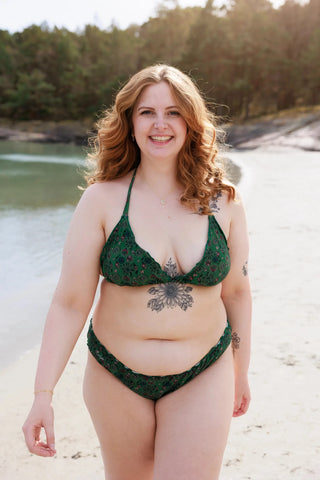 Careless Ruffles bikinitruse -  Mørkegrønn - Floral fantasia