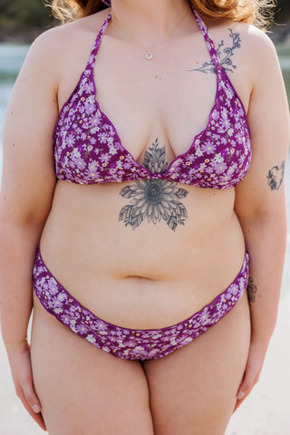 Careless Ruffles bikinitruse - Mørkelilla - Flower boom groups