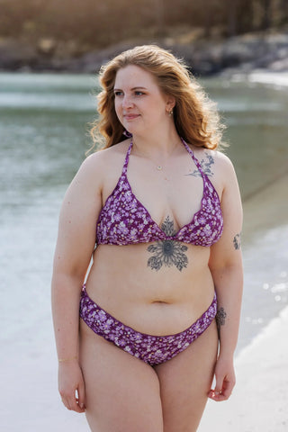 Careless Ruffles bikinitruse - Mørkelilla - Flower boom groups