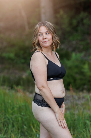 Careless String Amalie String Black Onyx