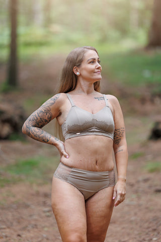 Careless String Amalie String - Silver Mink