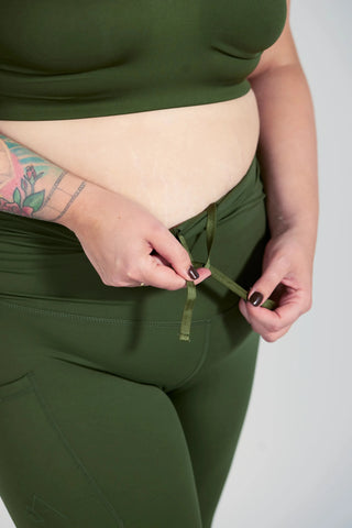 Careless Active scrunch shape tights - Rifle Green