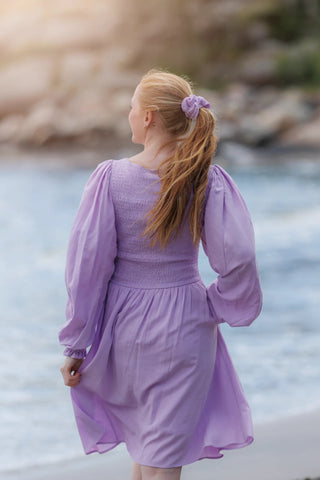 Careless Anna Solid kjole - Lavendula