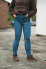 Mørk denim