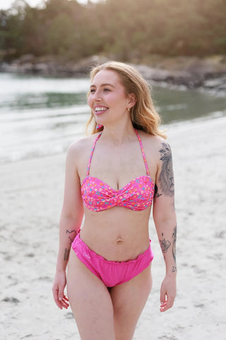 Careless Ruffles bikini string - Mørkerosa
