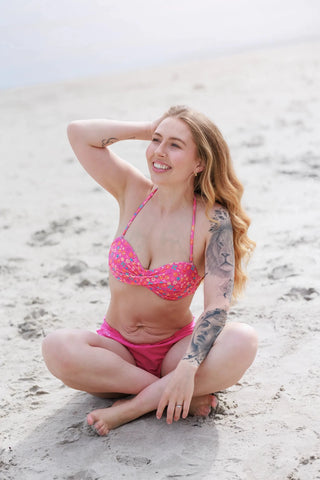 Careless Ruffles bikini string - Mørkerosa